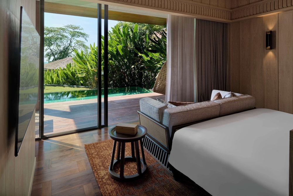 Villa, 1 King Bed, Ocean View (Pool) - Photo 3