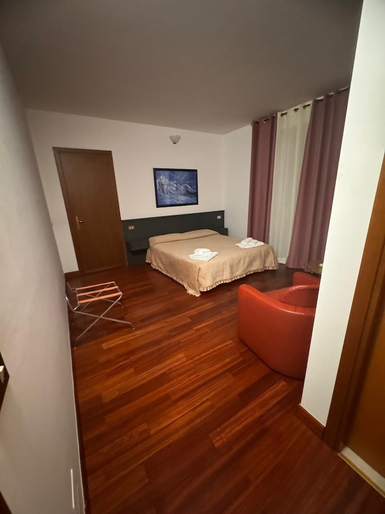 Triple Room photo 1