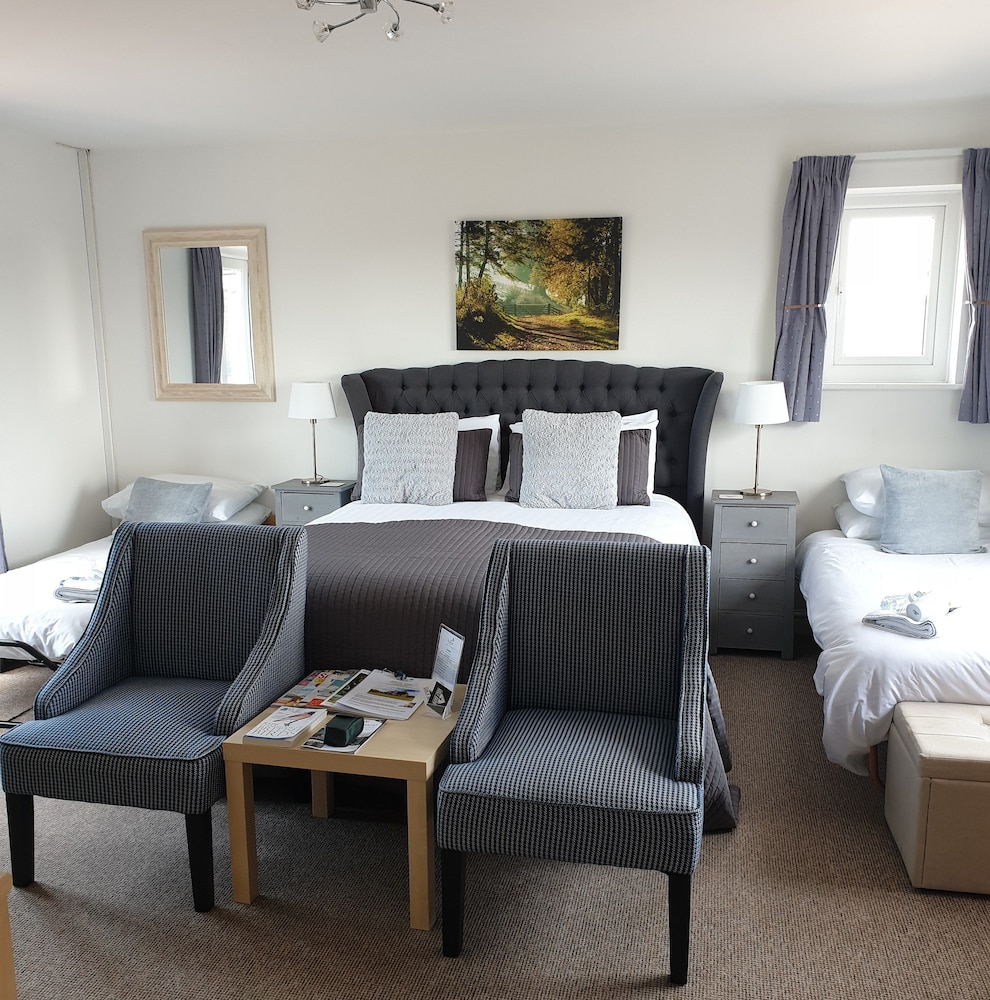 Executive Double Room, 1 King Bed, Balcony, Garden View photo 3