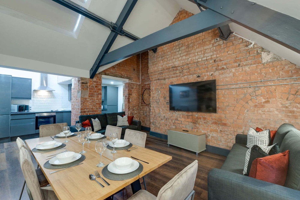 Club Apartment