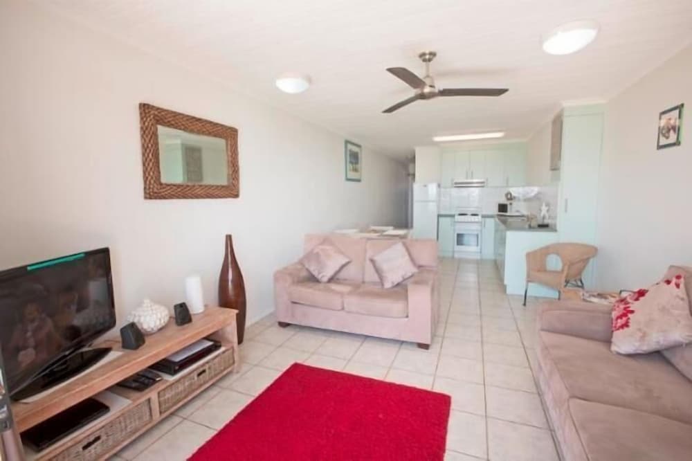 Apartment, 1 Bedroom, Ground Floor (10B WEEK BEACHFRONT)