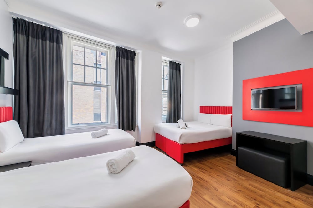 Superior Family Quadruple Room