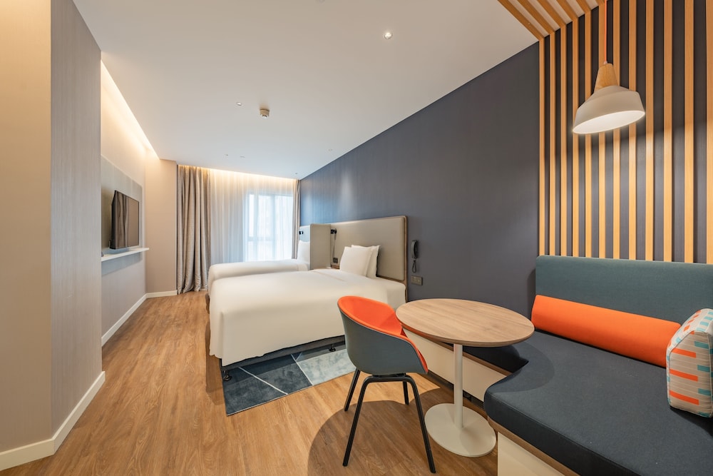 Standard Room, Multiple Beds