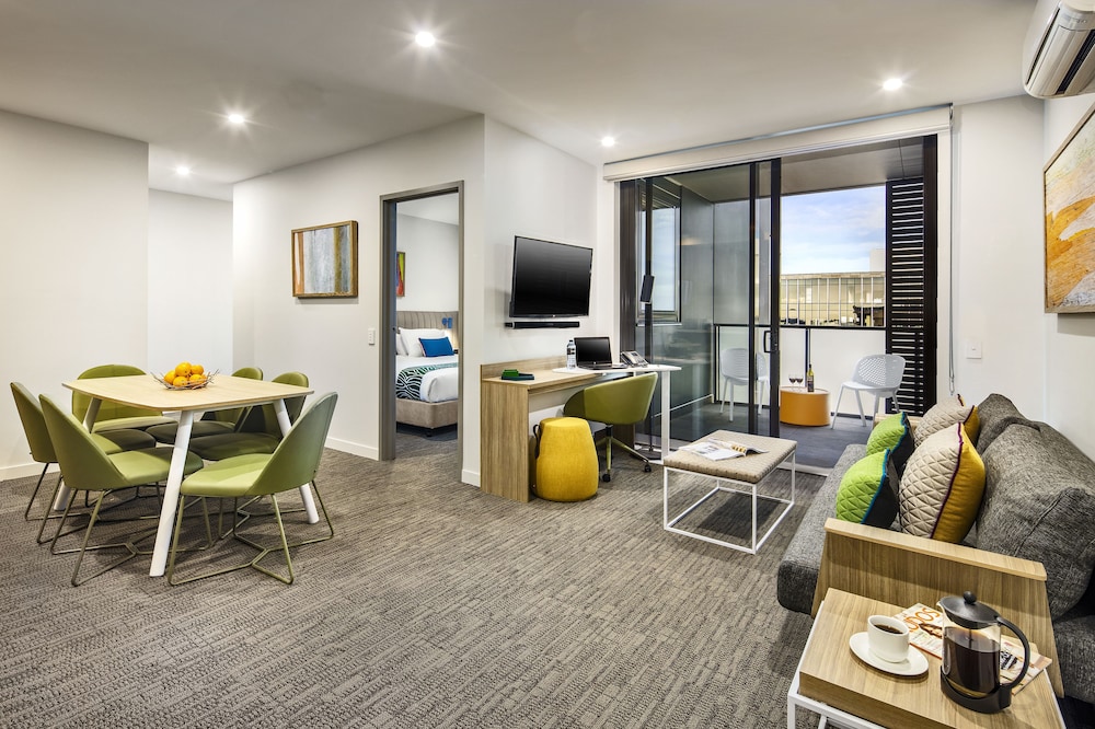 Two Bedroom Executive Apartment photo 2