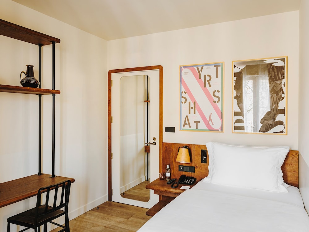 Single Room, 1 Twin Bed, Balcony photo 3