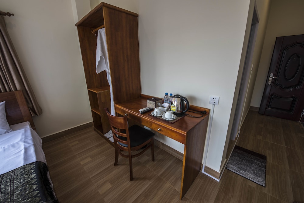 Standard Double Room photo 3