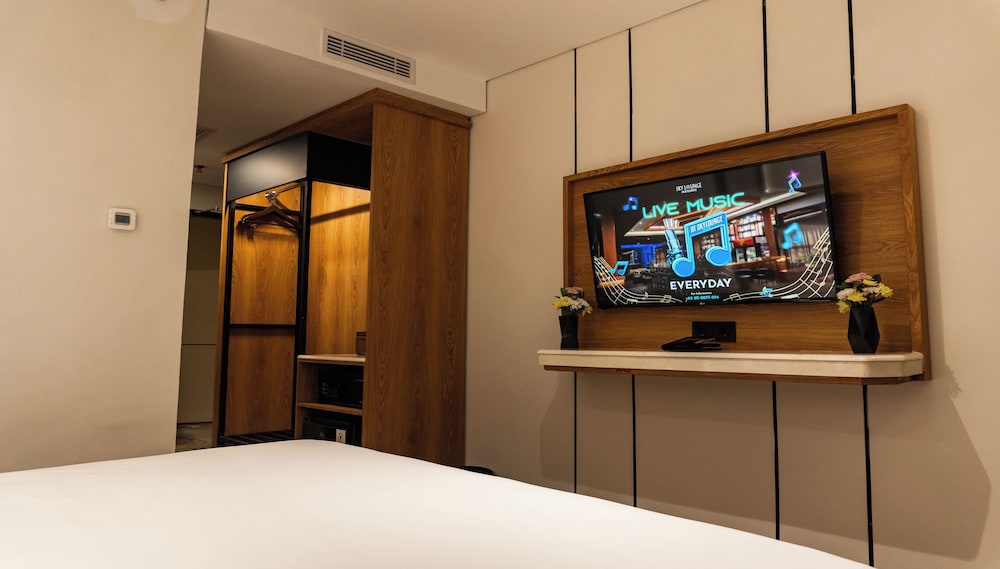 Superior Room, 1 Queen Bed