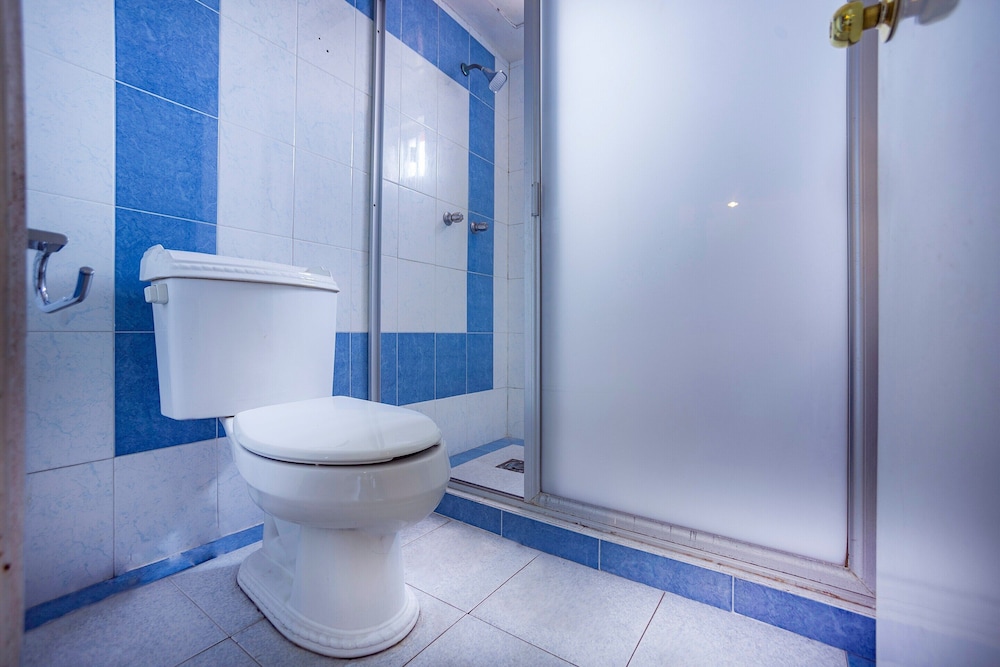 Standard Triple Room - Photo 6