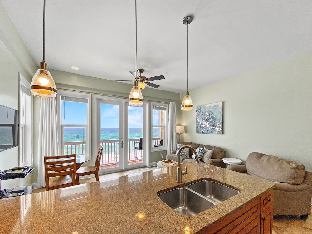 Condo, 1 Bedroom