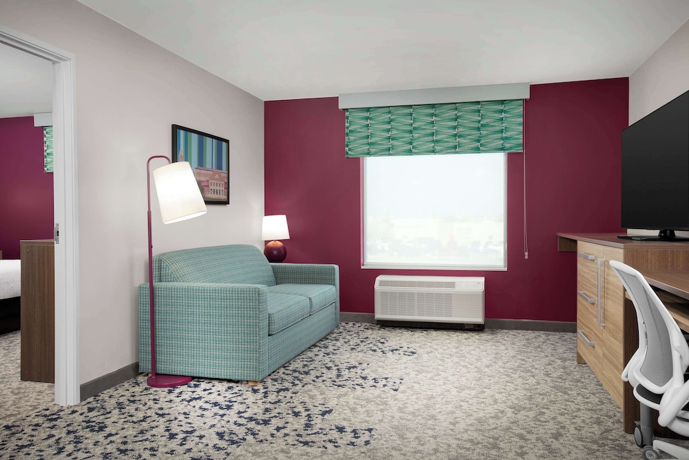 Suite, 1 Bedroom - Photo 1