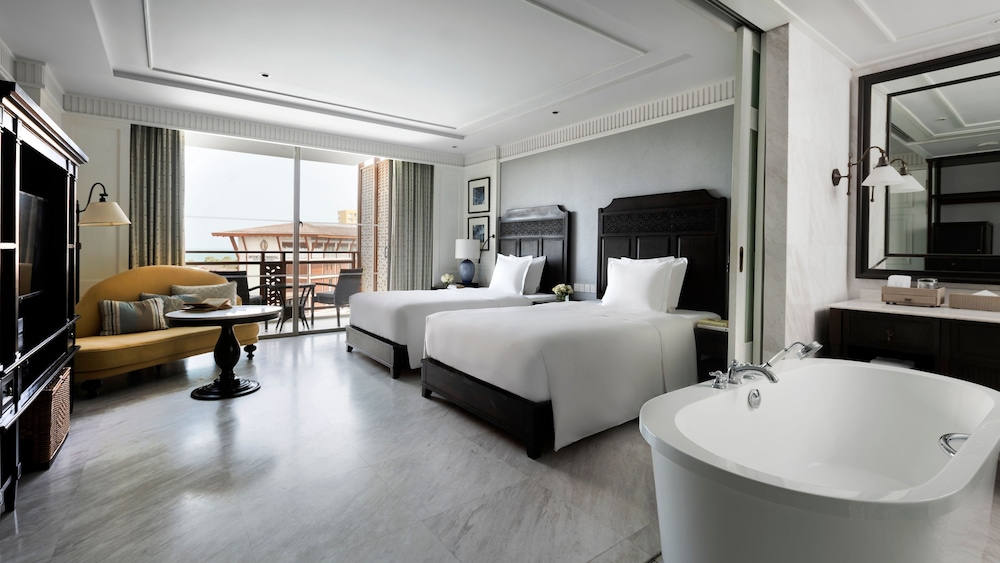 Room, 2 Twin Beds, City View (Cosy) - Photo 2