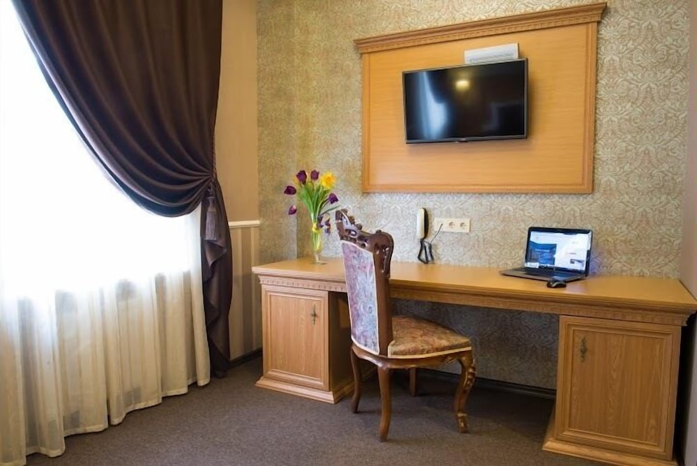 Deluxe Double Room, Ground Floor photo 3