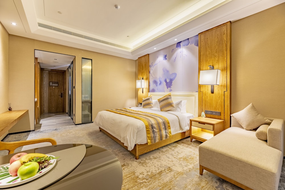 Deluxe Double Room, Lake View