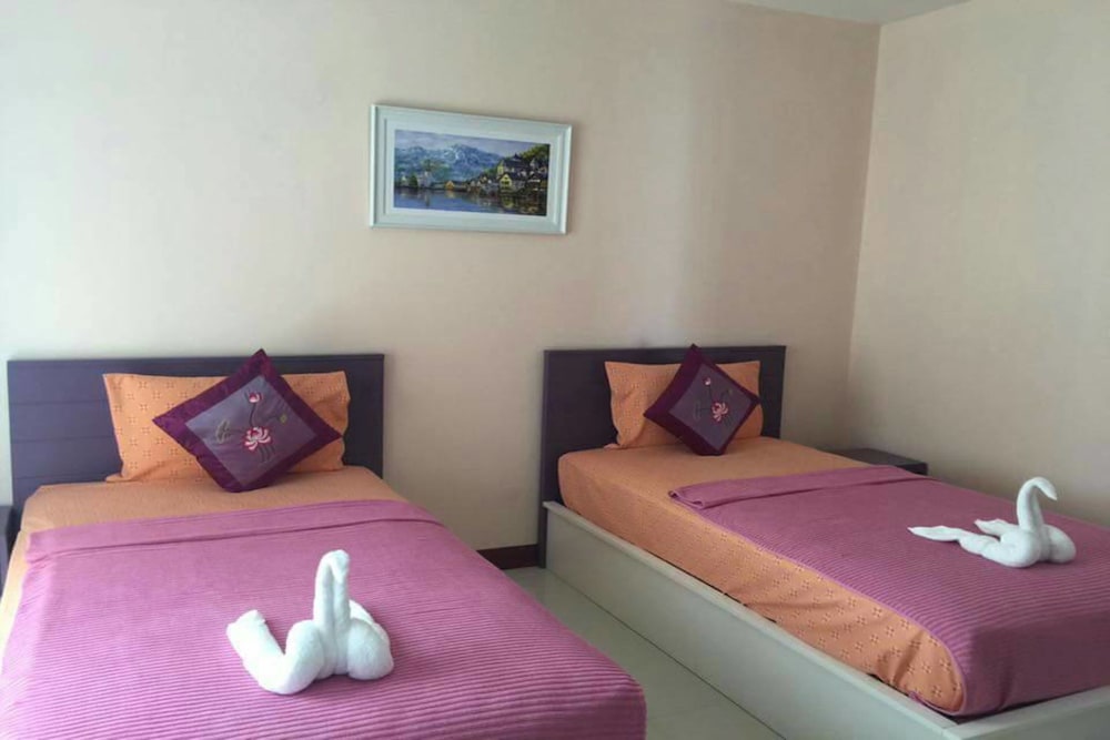 Standard Twin Room photo 2