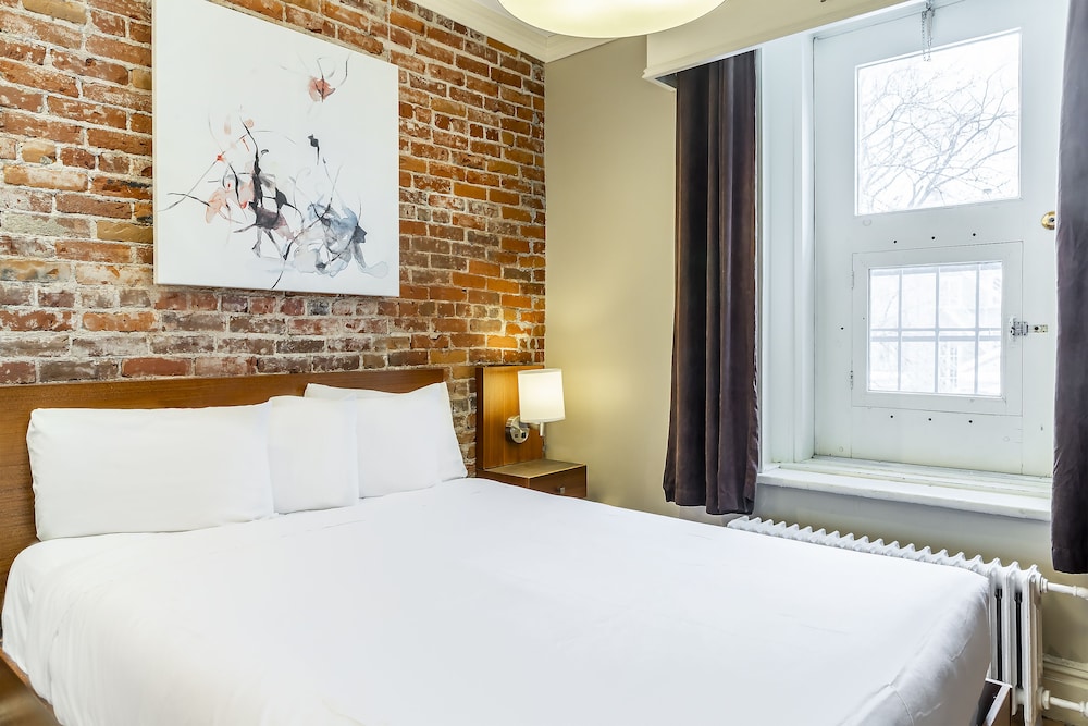 Classic Room, Multiple Beds photo 2