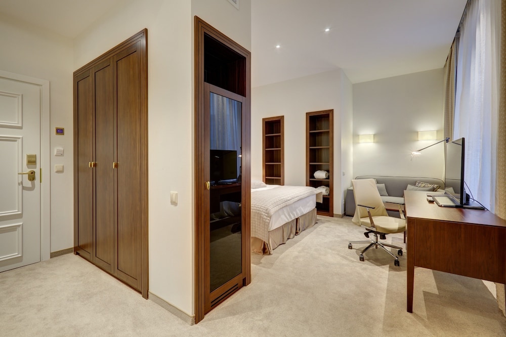 Standard Twin Room photo 2