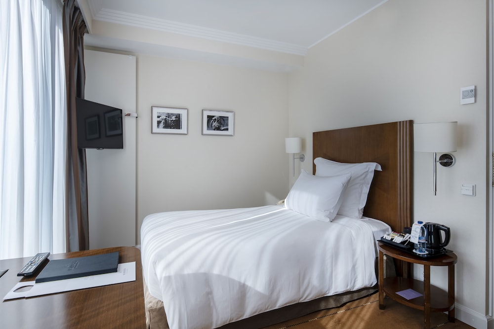 Classic Single Room