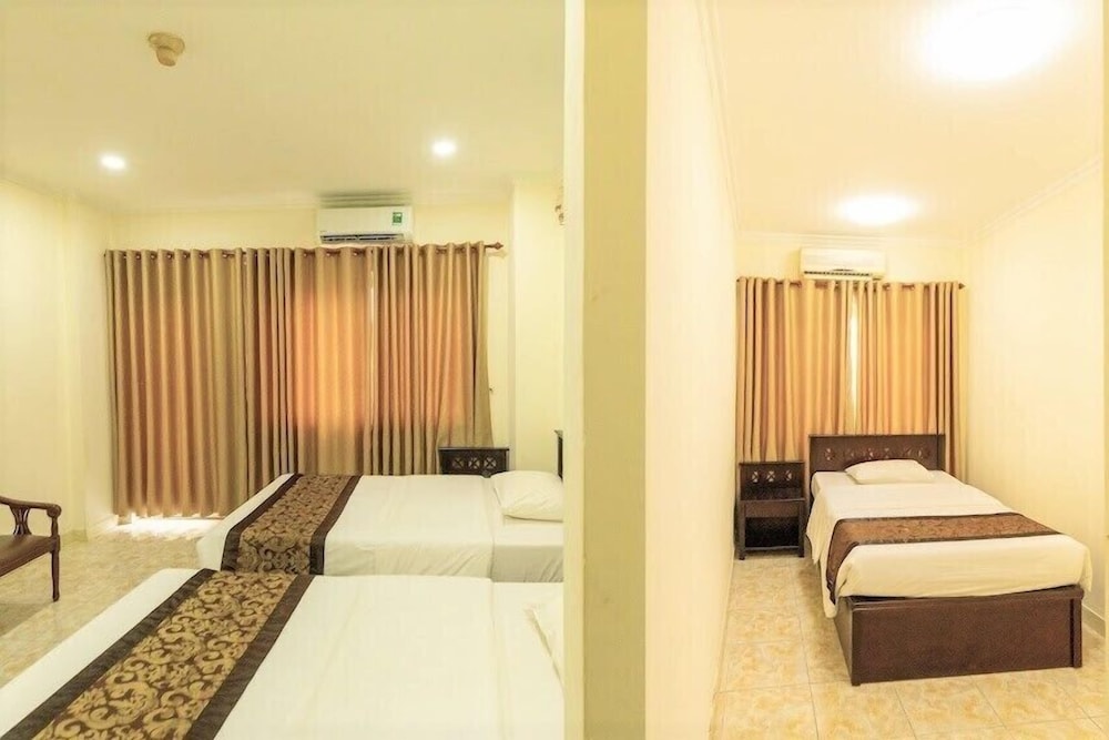 Standard Triple Room - Photo 2
