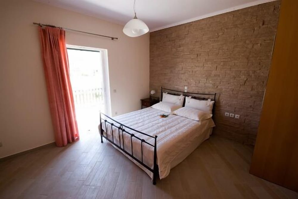 Duplex photo 1