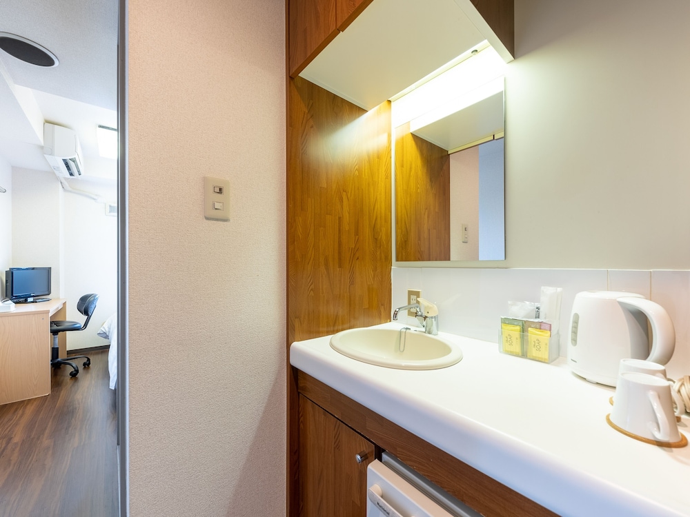 Premium Single Room, Non Smoking (Unable to check-in after 9:30 pm) photo 3