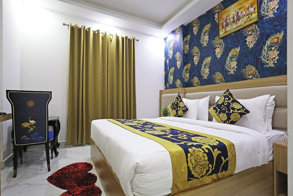 Deluxe Double Room - Photo 8