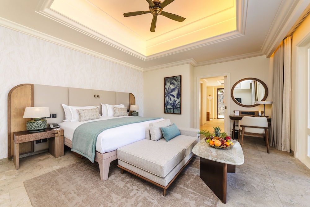Family Luxury Suite Pool Villa - Photo 1
