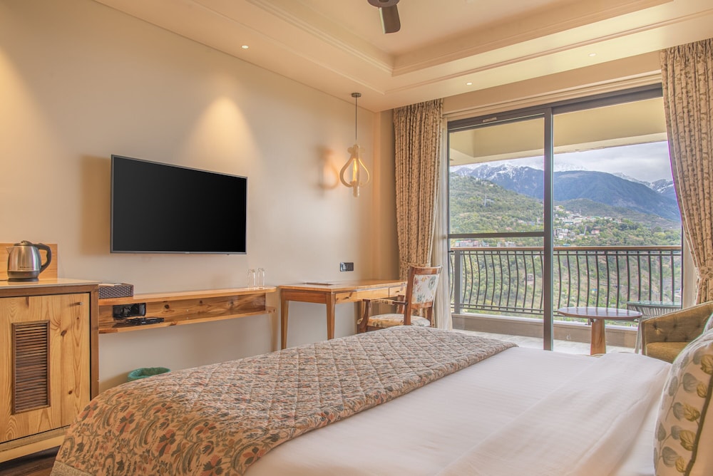 Executive Apartment, 4 Bedrooms, Mountain View photo 2
