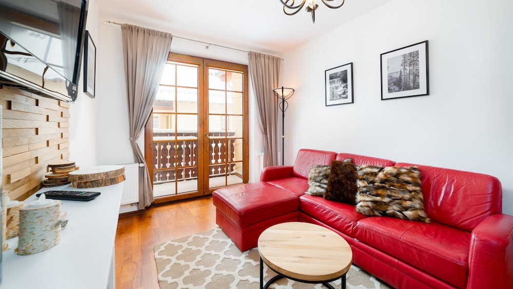 Apartment (1C/18) photo 2
