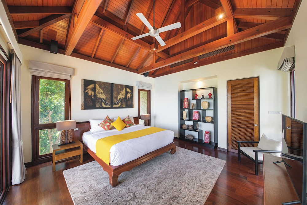 Luxury Villa, 4 Bedrooms, Sea View photo 3