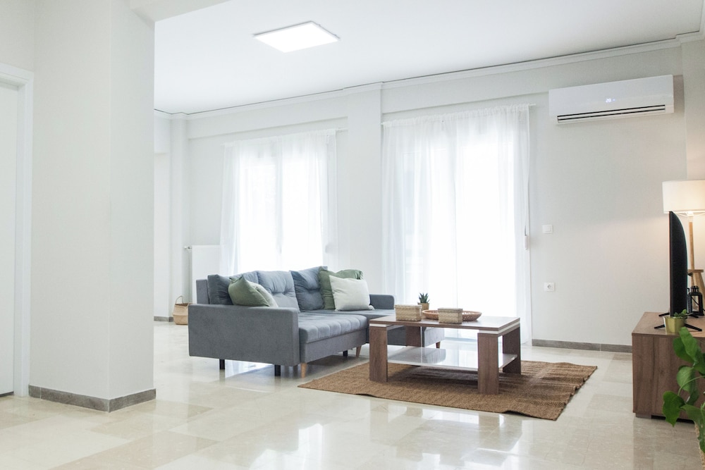 Apartment, Balcony