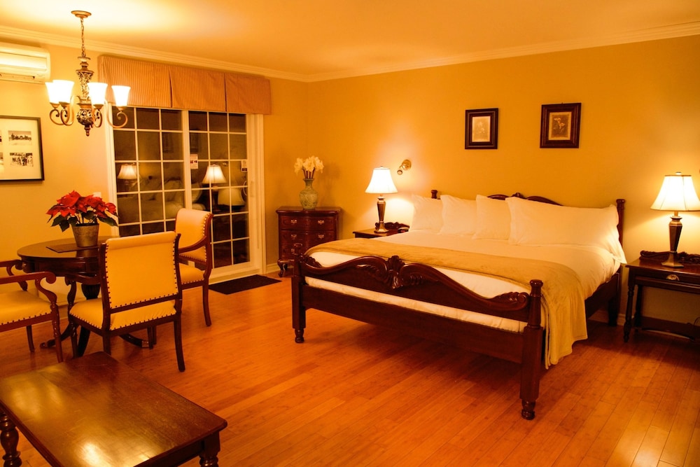 Superior Studio Suite photo 1