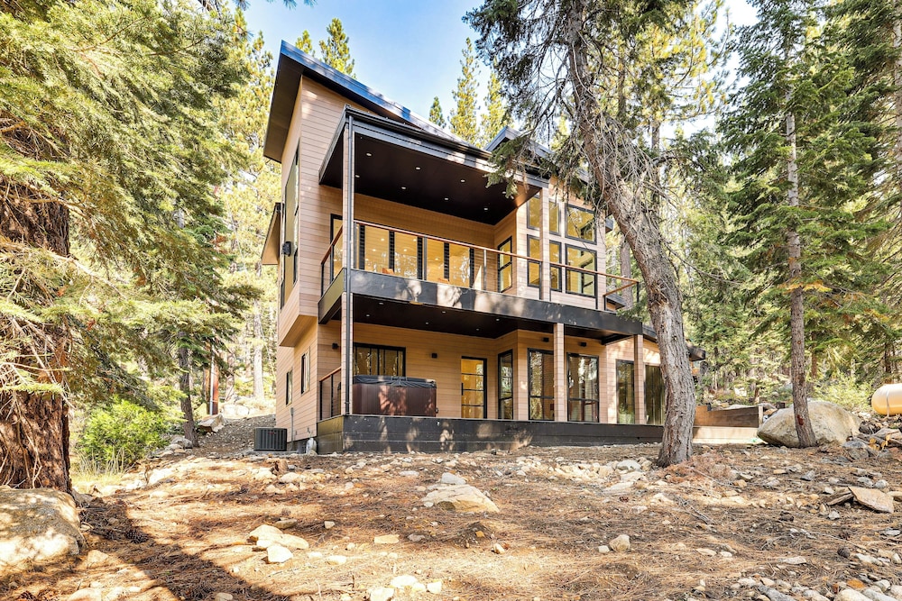 House (3 Bedrooms)