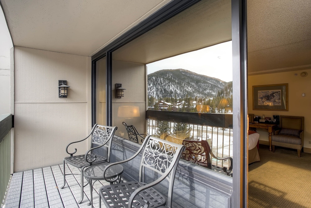 Room, 1 King Bed, Balcony (Hotel) - Photo 6