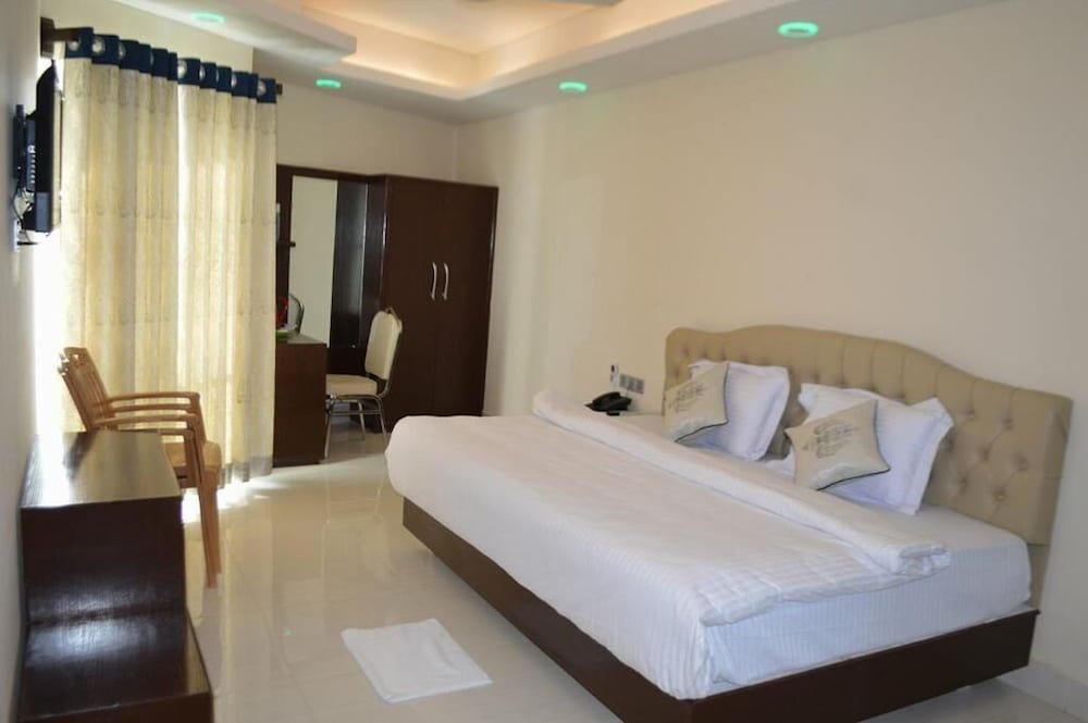 Deluxe Triple Room, Balcony, Sea View