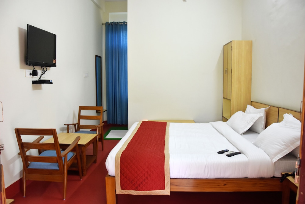 Deluxe Double Room, 1 King Bed, Non Smoking photo 2