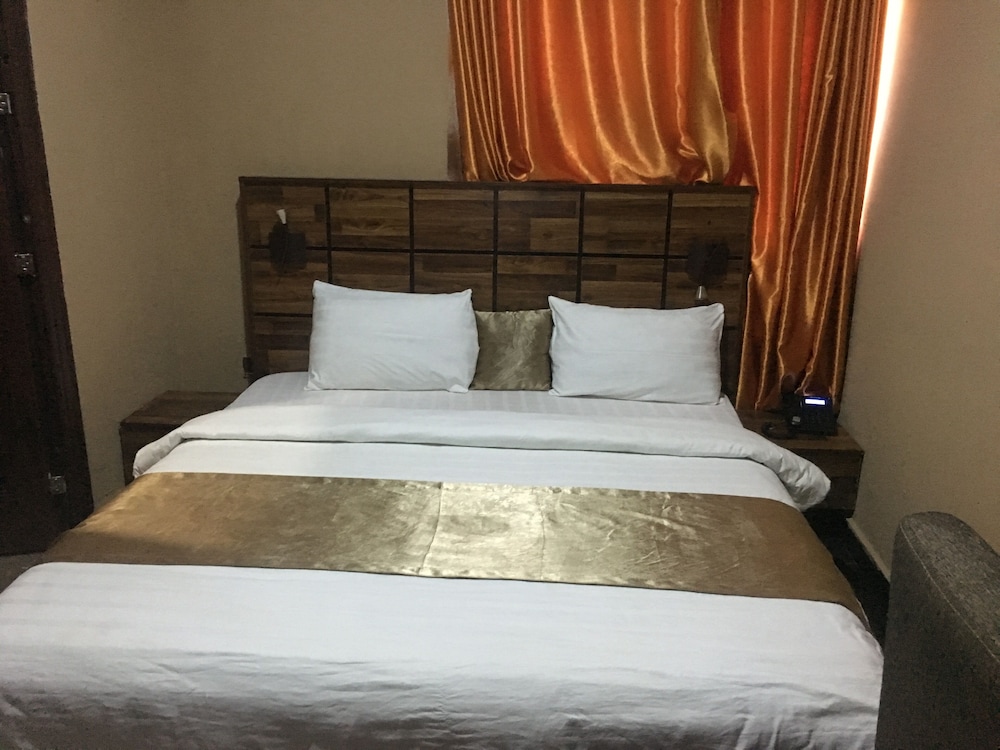 Standard Room photo 1