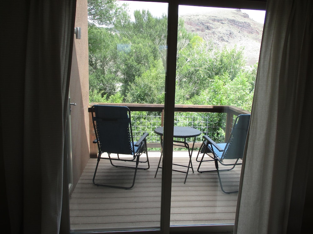 Comfort House, 2 Bedrooms, Mountainside photo 2