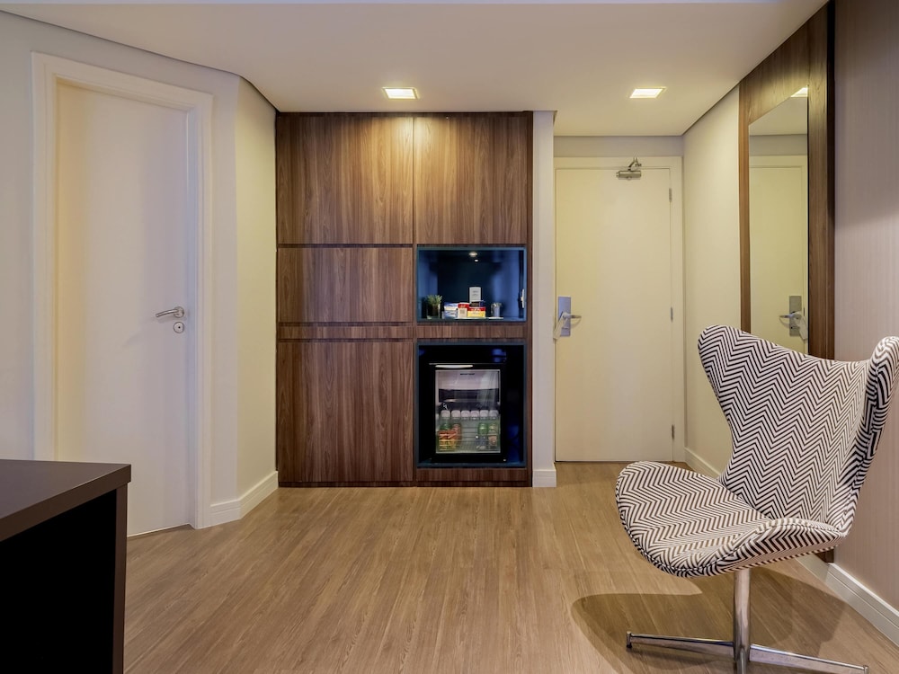 Superior Apartment, 1 King Bed - Photo 2
