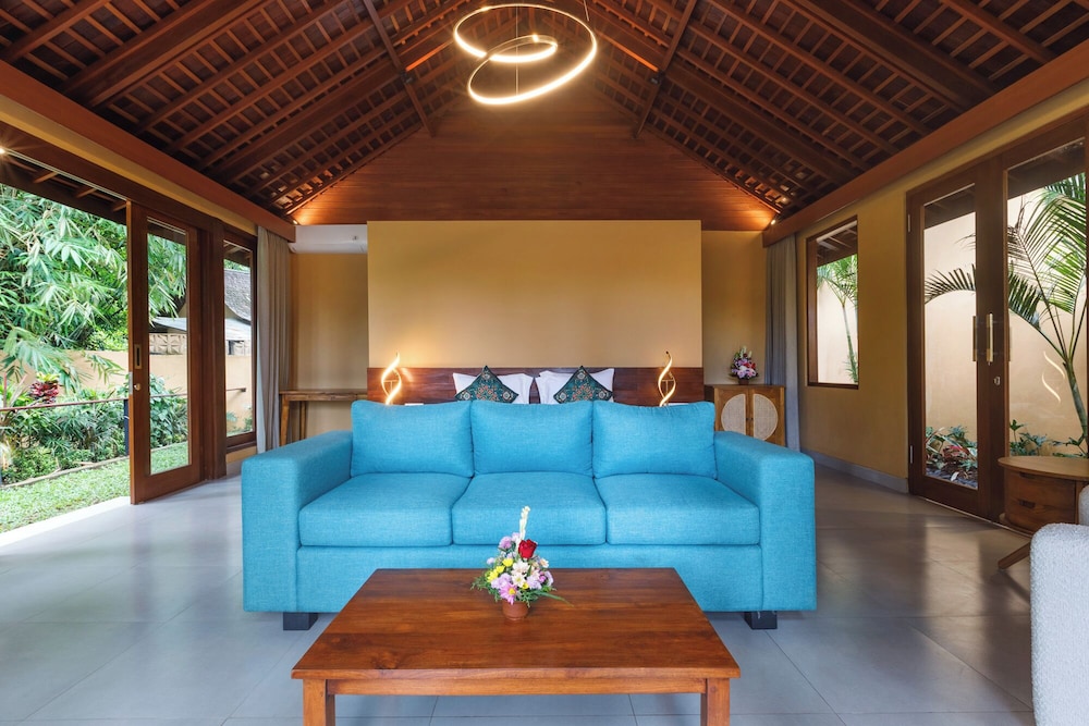2 Bedrooms Private Pool Villa (Free 1x Floating Breakfast or Minibar) thumbnail 5