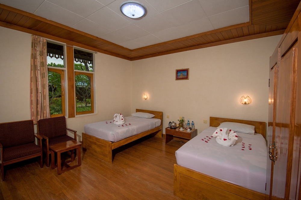 Superior Twin Room photo 2