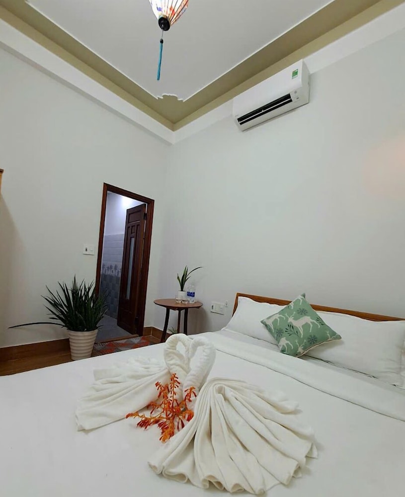 Deluxe Room, Balcony, Mountain View