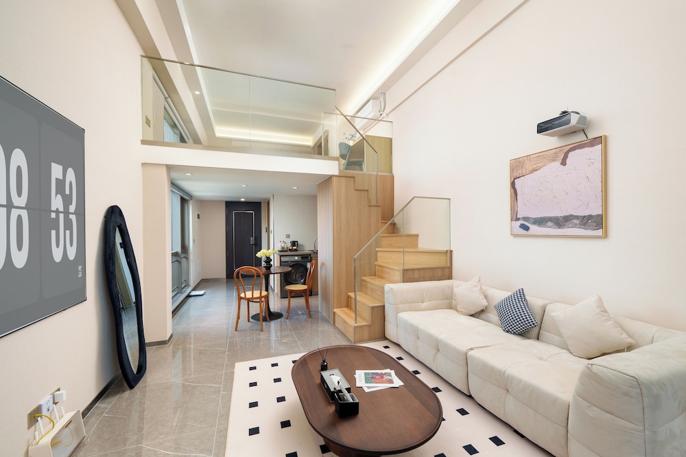 Elite Loft
