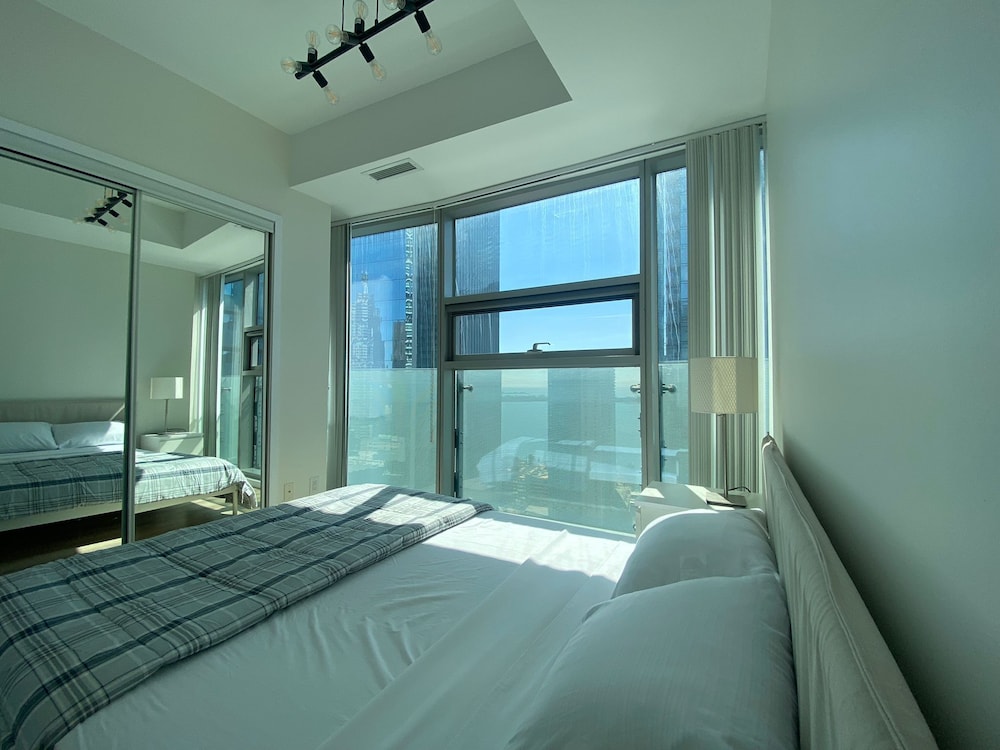 Elite Apartment, 2 Bedrooms, City View