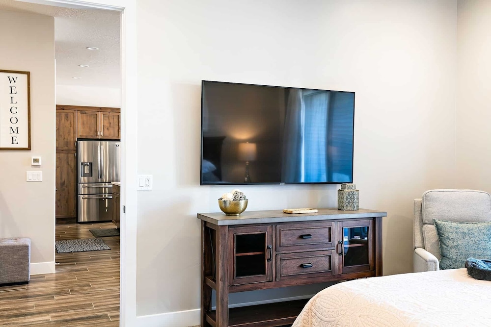 Townhome, 5 Bedrooms photo 3