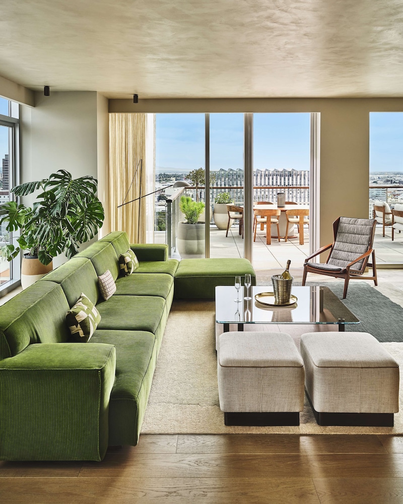Penthouse (Skyline Penthouse) thumbnail 5