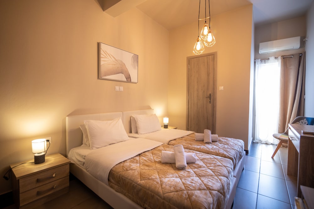 Basic Double or Twin Room photo 1