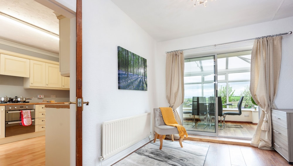 Deluxe Apartment, Private Bathroom (Vale View 2 Bed)