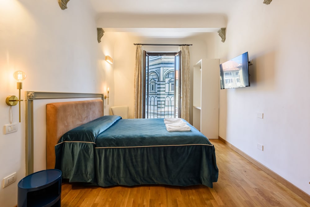 Executive Suite (Duomo View)