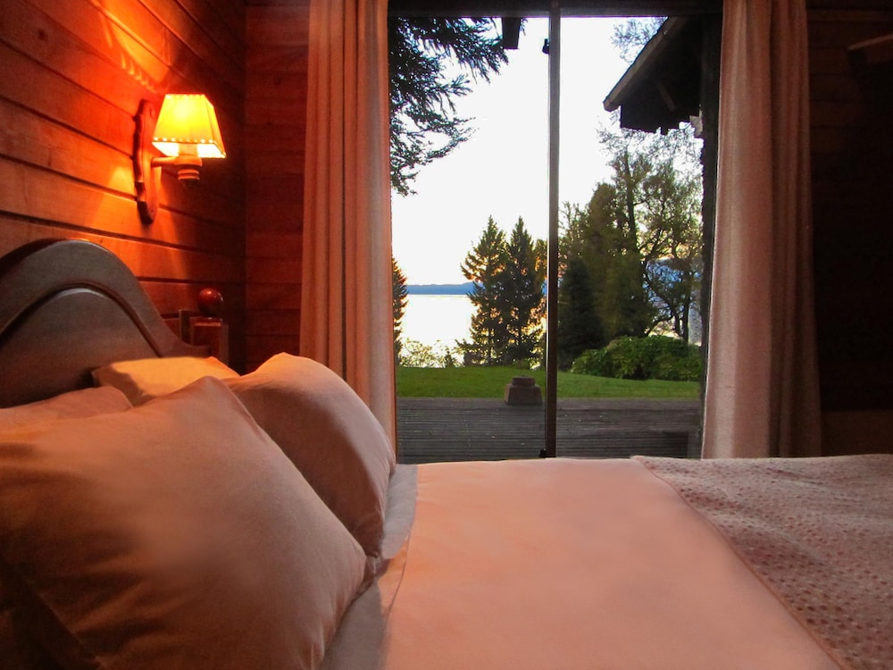 Superior Room Para 2