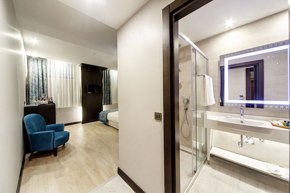 Basement Triple Room photo 3